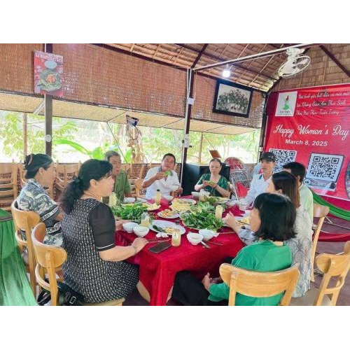 Bánh Xèo, Bánh Khọt – Hương Vị Đậm Đà Giữa Lòng Thiên Nhiên