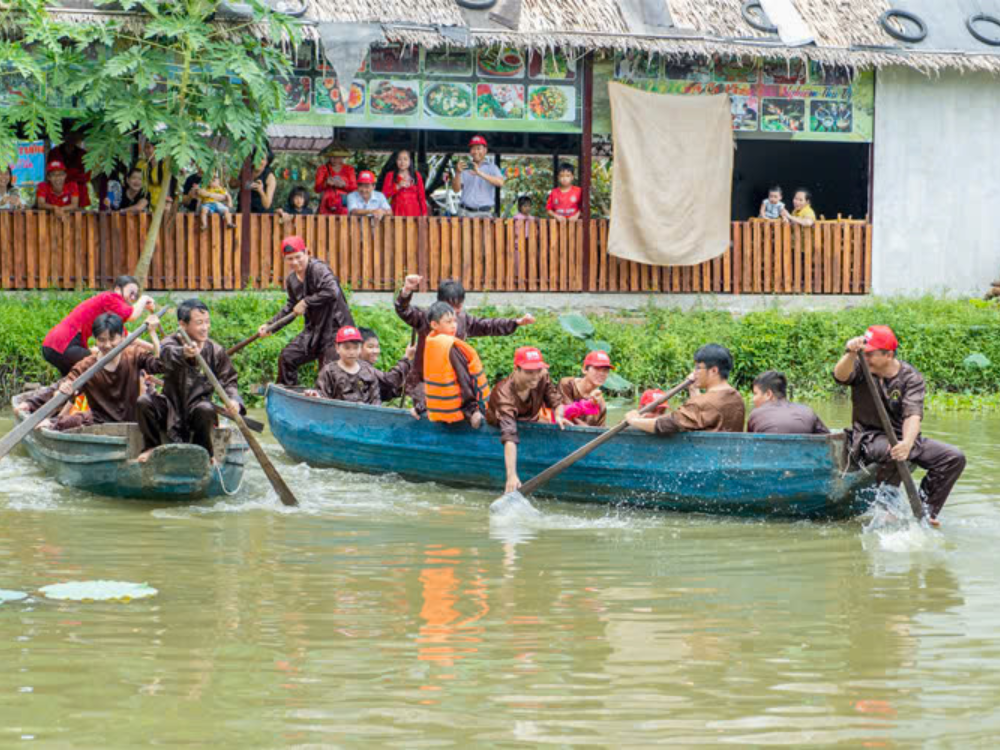 Đua ghe - Khu du lịch Tuấn Tường
