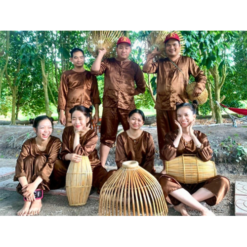 Tái hiện hình ảnh lao động dân dã miền sông nước