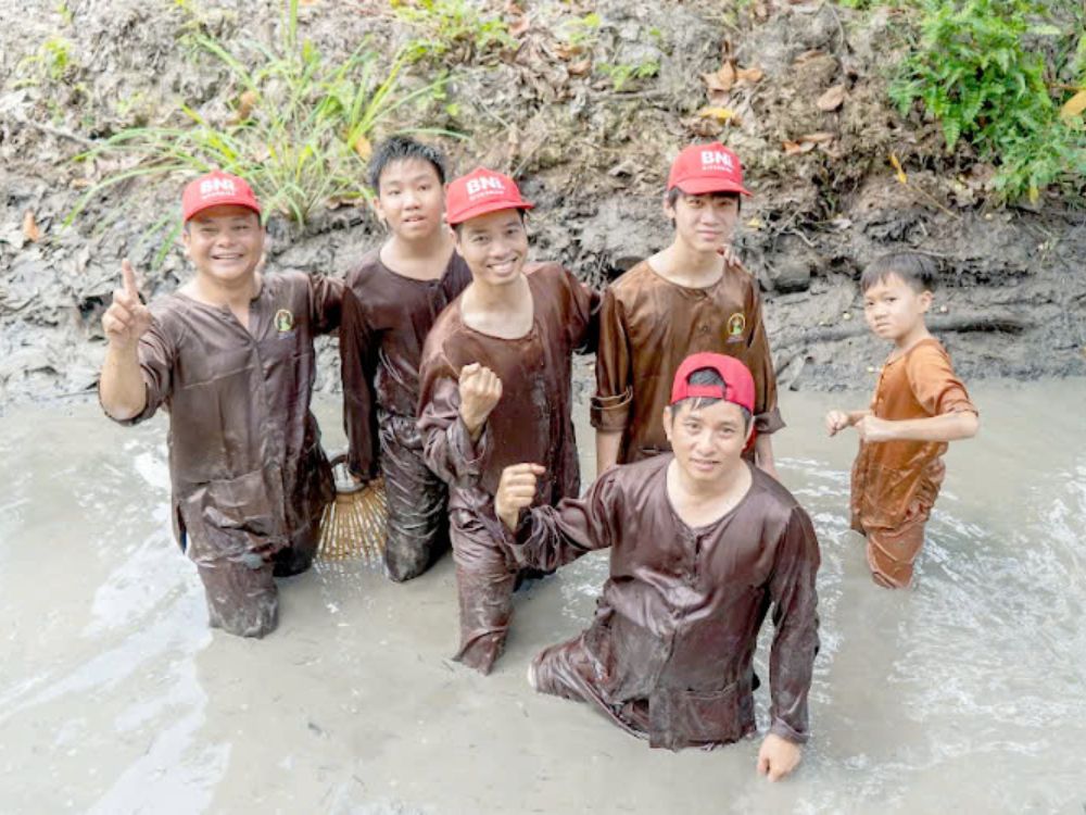 Thưởng thức thành quả tươi ngon ngay sau khi bắt