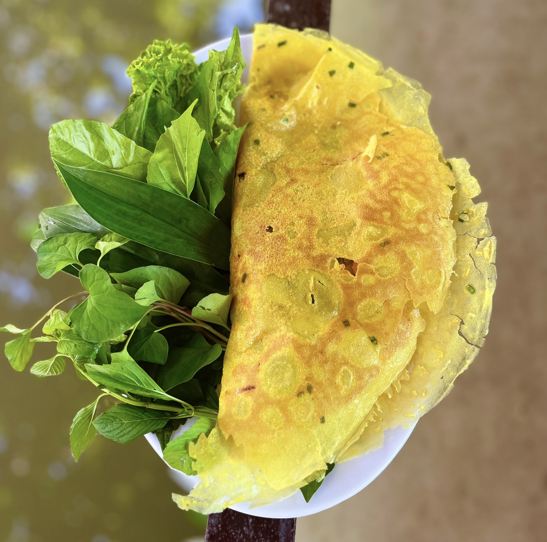 Bánh Xèo Miền Tây – Hương Vị Dân Gian Gói Trọn Tinh Hoa Ẩm Thực Tại Khu Du Lịch Tuấn Tường